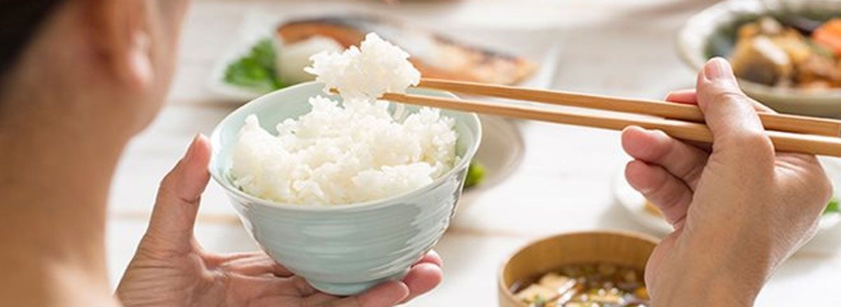 Thành phần giá trị dinh dưỡng bên trong gạo trắng đã nấu chín